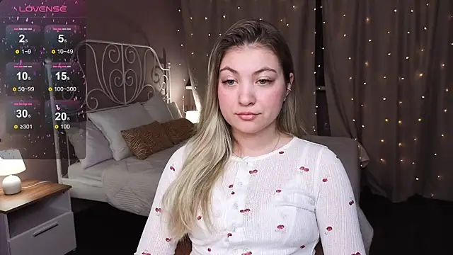 Snapshot of Angel__Grace chatting on February 5, 2026, 12:15 am Angel Grace online show from February 5, 2026, 12:15 am