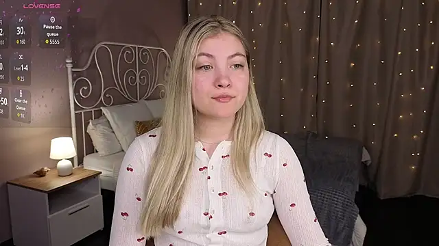 Angel  Grace online show from April 15, 2026, 12:17 am