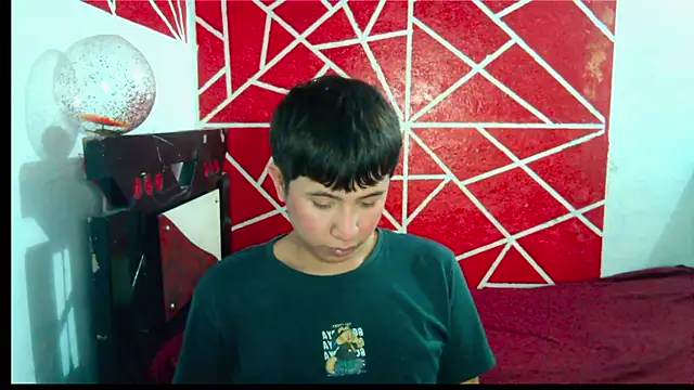 Snapshot of DIDIER_777 chatting on January 16, 2026, 9:08 pm DIDIER 777 online show from January 16, 2026, 9:08 pm