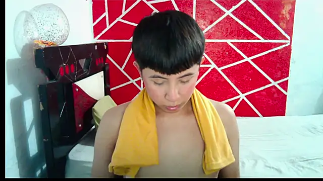 Snapshot of DIDIER_777 chatting on February 5, 2026, 8:35 pm DIDIER 777 online show from February 5, 2026, 8:35 pm