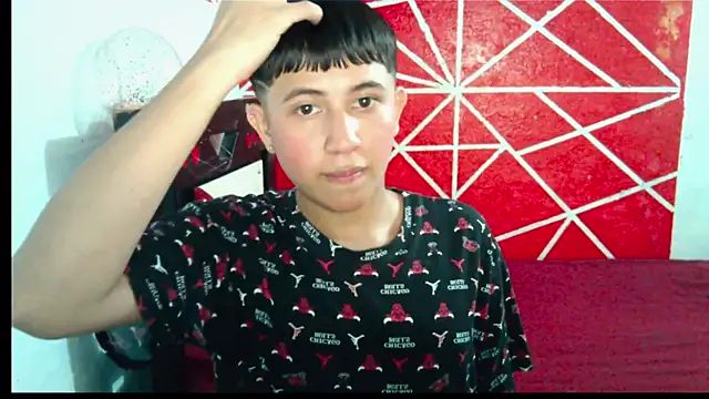 Snapshot of DIDIER_777 chatting on February 16, 2026, 9:22 pm DIDIER 777 online show from February 16, 2026, 9:22 pm