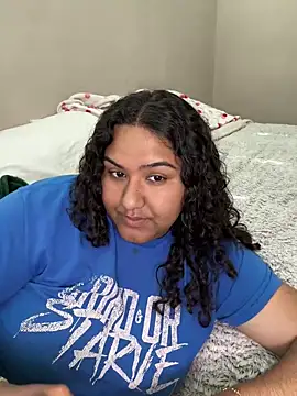 Angeliccreamyrican online show from April 1, 2026, 7:00 pm