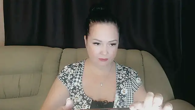 infinity loveliness online show from October 1, 2025, 6:19 am