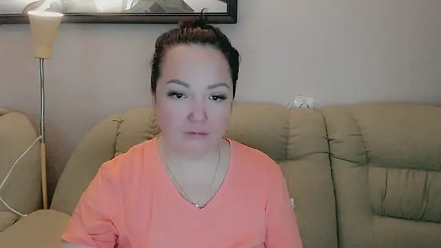 infinity loveliness online show from November 12, 2025, 4:57 am