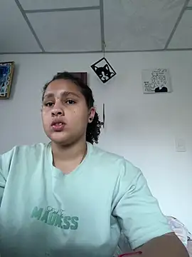 Selene Voon online show from April 9, 2026, 10:59 pm