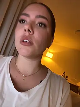 Just Sophie  online show from January 6, 2026, 12:36 am