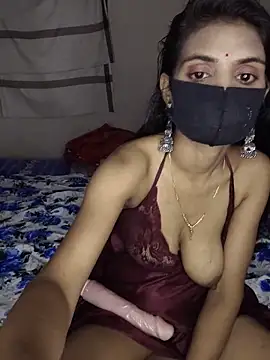 Snapshot of rani_coupleee chatting on May 25, 2026, 4:24 pm rani coupleee online show from May 25, 2026, 4:24 pm