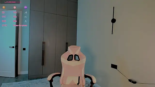 Aiko mainee online show from February 25, 2026, 3:16 am