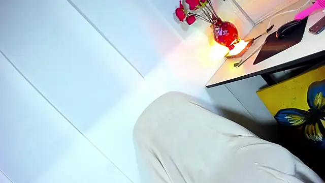 Sue blue online show from February 17, 2026, 2:41 am