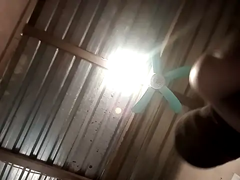 blackfana online show from April 17, 2026, 8:28 am