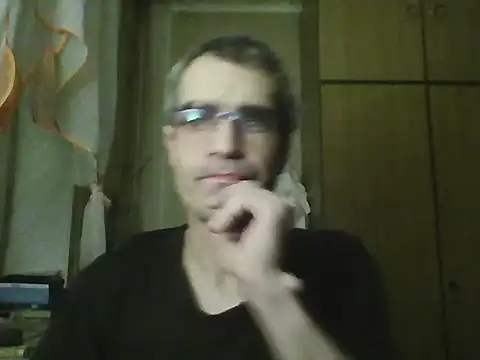 Snapshot of Gattuzoman85 chatting on February 6, 2026, 10:46 pm Gattuzoman85 online show from February 6, 2026, 10:46 pm