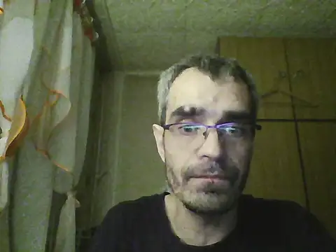 Snapshot of Gattuzoman85 chatting on April 15, 2026, 8:20 pm Gattuzoman85 online show from April 15, 2026, 8:20 pm