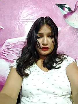 Snapshot of Priyaa_1433 chatting on July 7, 2026, 3:31 am Priyaa 1433 online show from July 7, 2026, 3:31 am