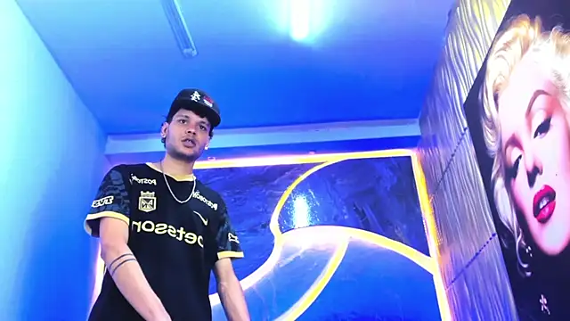 Snapshot of Lucas_hot_20 chatting on February 9, 2026, 1:26 pm Lucas hot 20 online show from February 9, 2026, 1:26 pm