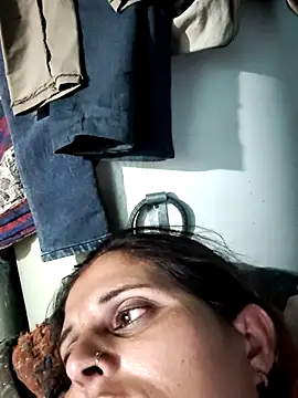 Bhavna8080 online show from June 25, 2026, 10:14 pm