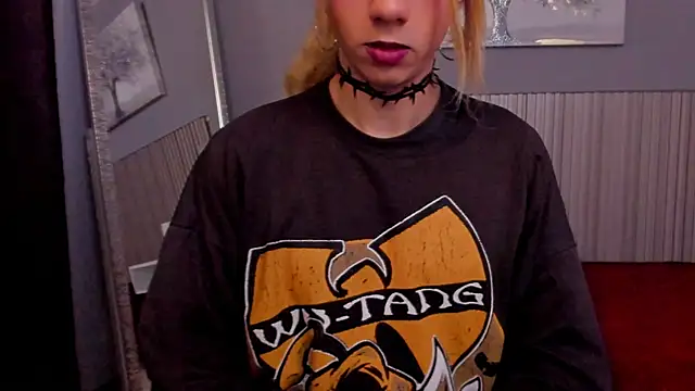 vicky fant4sy online show from March 18, 2026, 1:47 pm