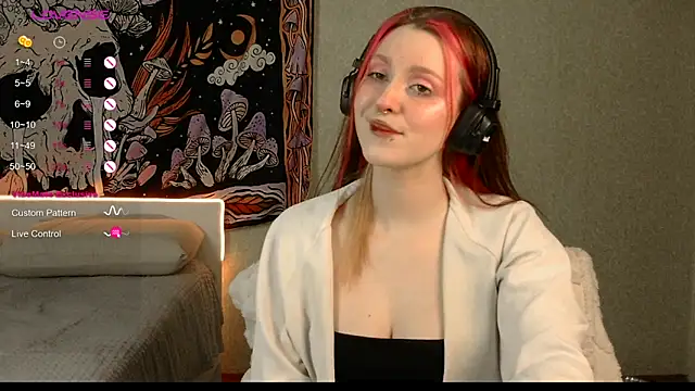 Mine Doll online show from May 25, 2026, 2:17 am