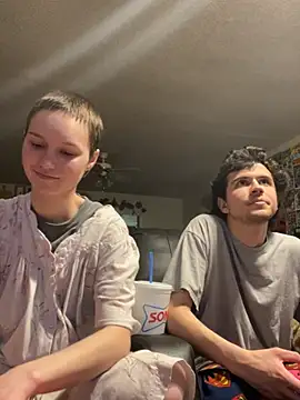 Snapshot of SugarNCinnamon chatting on February 25, 2026, 12:42 am SugarNCinnamon online show from February 25, 2026, 12:42 am