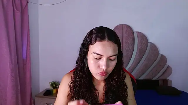 Naya  fox723 online show from February 10, 2026, 5:39 pm