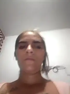 Snapshot of Ahitana_77 chatting on January 9, 2026, 12:35 am Ahitana 77 online show from January 9, 2026, 12:35 am