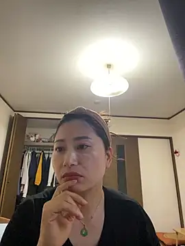 69 yuna 69 online show from January 6, 2026, 8:18 am