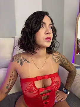 SofyDreammy online show from April 16, 2026, 1:06 am