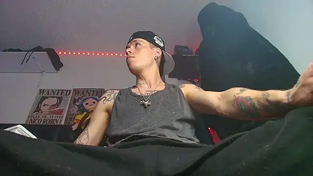 Anhony Muscle online show from April 13, 2026, 7:41 pm