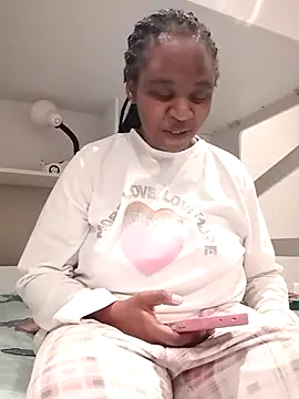 Snapshot of princess-boobz chatting on July 11, 2026, 7:38 pm princess-boobz online show from July 11, 2026, 7:38 pm