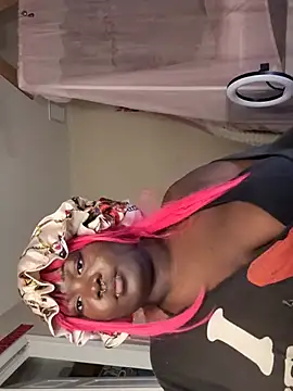 princesssukii online show from July 19, 2026, 12:25 am