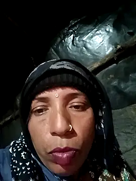 Snapshot of Jamuna_01 chatting on January 14, 2026, 1:39 pm Jamuna 01 online show from January 14, 2026, 1:39 pm