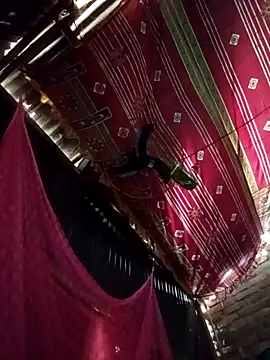 queenneha69 online show from March 5, 2026, 9:05 am