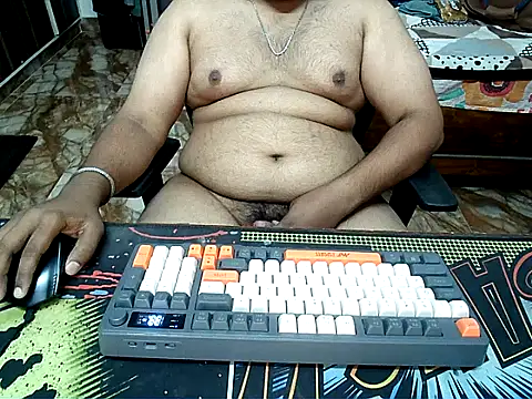 maxi23932 online show from January 10, 2026, 4:14 am