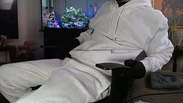 EspanolVato online show from February 17, 2026, 9:43 pm