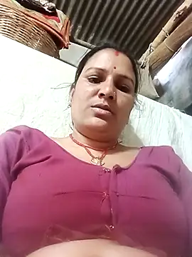 Hot hiuj online show from February 20, 2026, 6:26 am