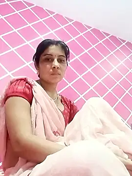 Hot ree85 online show from February 3, 2026, 6:40 am