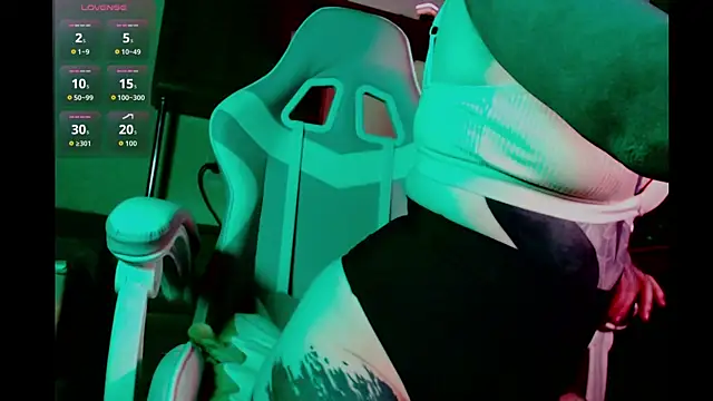 Snapshot of Gloomy_Suemi chatting on April 9, 2026, 3:28 pm Gloomy Suemi online show from April 9, 2026, 3:28 pm