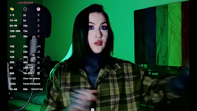 Snapshot of Gloomy_Suemi chatting on April 16, 2026, 3:02 pm Gloomy Suemi online show from April 16, 2026, 3:02 pm