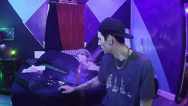 Snapshot of FADEDSADBOY chatting on January 13, 2026, 8:41 am FADEDSADBOY online show from January 13, 2026, 8:41 am