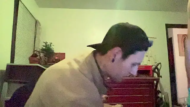 Snapshot of FADEDSADBOY chatting on January 14, 2026, 8:31 am FADEDSADBOY online show from January 14, 2026, 8:31 am