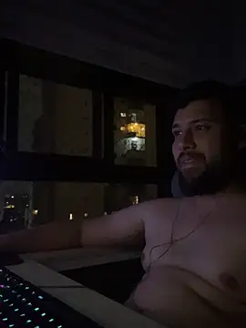 NinoEstouranel online show from January 13, 2026, 3:56 am