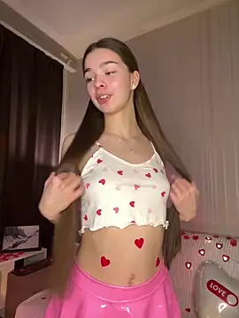 SkylineBliss online show from February 10, 2026, 10:25 pm