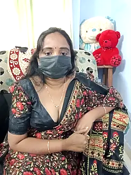 Tinarosy13 online show from February 9, 2026, 9:35 am