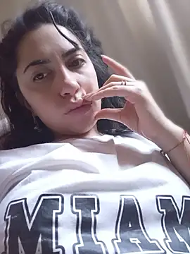 darkgodessone online show from April 13, 2026, 12:21 pm