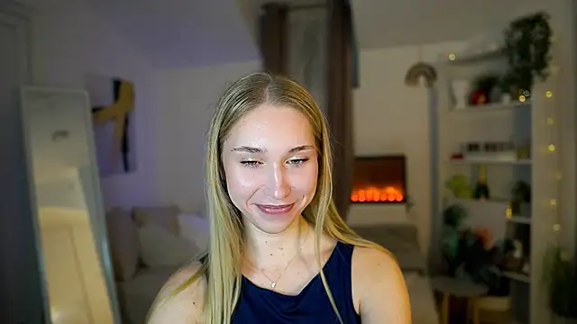 MilaBunny2000 online show from February 10, 2026, 9:35 am