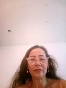 Snapshot of Salome_69 chatting on April 21, 2026, 2:23 pm Salome 69 online show from April 21, 2026, 2:23 pm