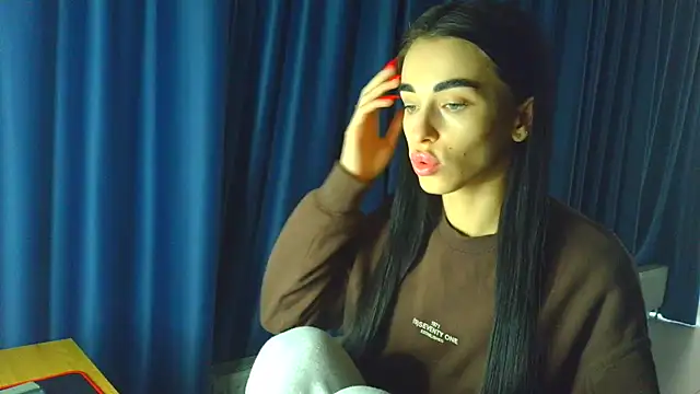 Snapshot of Vlada_Elfie chatting on February 15, 2026, 12:36 pm Vlada Elfie online show from February 15, 2026, 12:36 pm