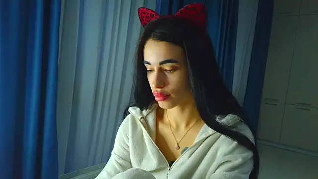 Snapshot of Vlada_Elfie chatting on March 1, 2026, 4:09 pm Vlada Elfie online show from March 1, 2026, 4:09 pm