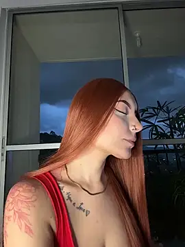 Snapshot of alesziarose_ chatting on February 20, 2026, 11:27 pm alesziarose online show from February 20, 2026, 11:27 pm