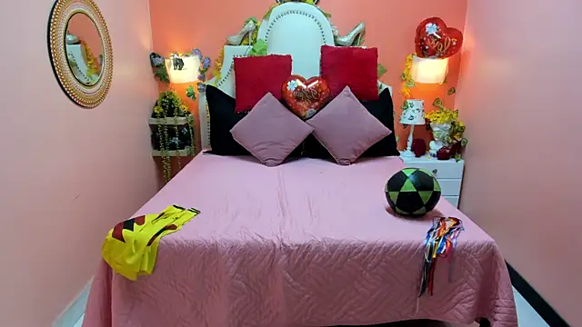 Snapshot of Dalila_Najjar_ chatting on June 3, 2026, 2:33 pm Dalila Najjar online show from June 3, 2026, 2:33 pm
