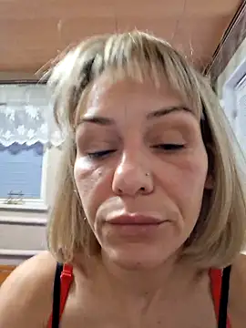 Snapshot of MissKryss chatting on February 9, 2026, 6:45 pm MissKryss online show from February 9, 2026, 6:45 pm